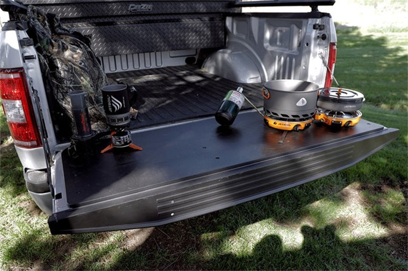 Deezee 20-23 Jeep Gladiator Tailgate Board - Polymer Composition