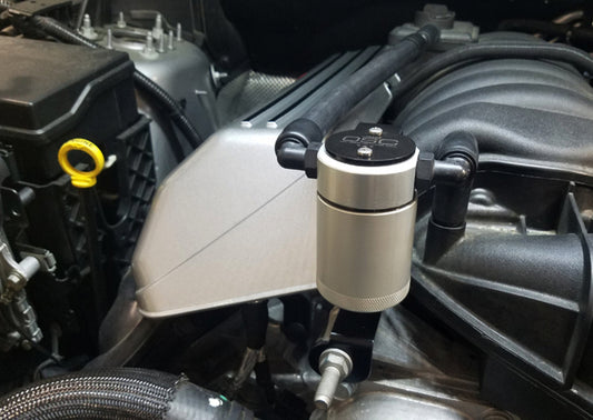 J&amp;L 11-23 Dodge Charger SRT 6.4L Hemi Passenger Side Oil Separator 3.0 - Clear Anodized