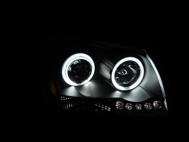 ANZO 2005-2007 Dodge Magnum Projector Headlights Black