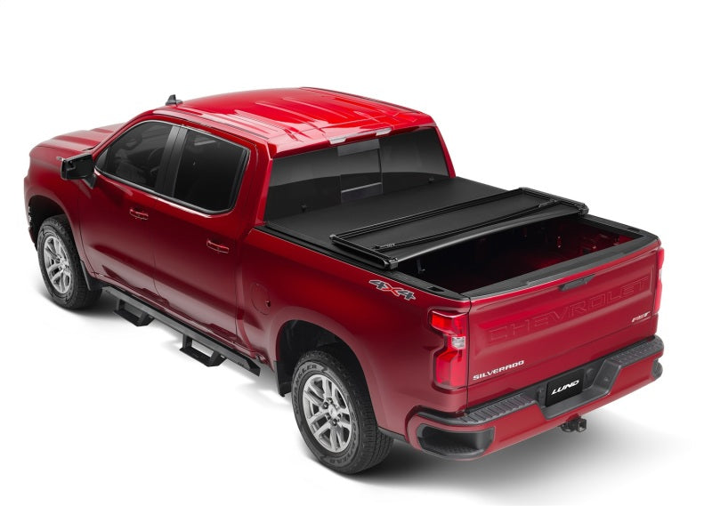 Lund 07-13 Chevy Silverado 1500 (6.5ft. Bed) Genesis Tri-Fold Tonneau Cover - Black